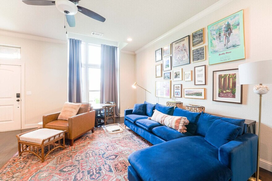 Building Photo - 967 Glass St