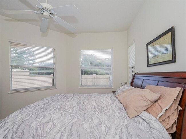 Building Photo - 1825 Bridgepointe Cir