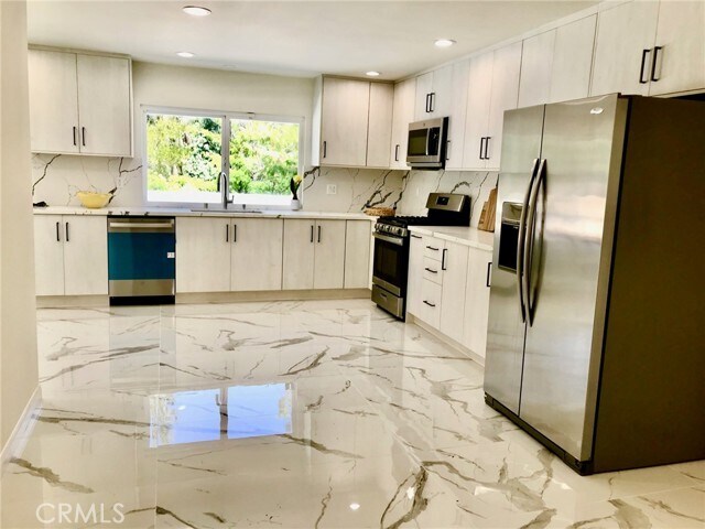 Building Photo - 11774 Doral Ave