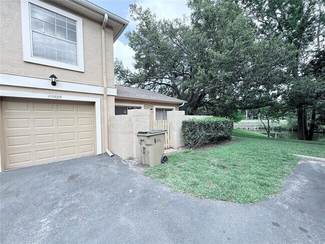 Building Photo - 11893 Raintree Dr