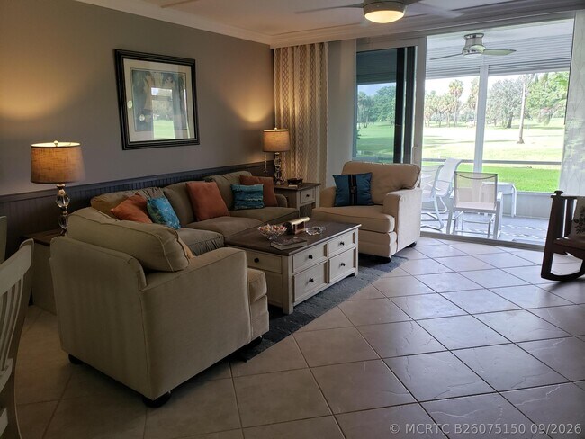 Building Photo - 3980 Oaks Clubhouse Dr