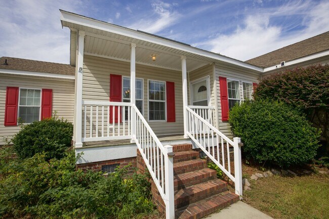 Building Photo - "Charming 3-Bedroom Home with 2 Full Bathrooms in Vass, NC - Spacious and Comfortable Country Liv...