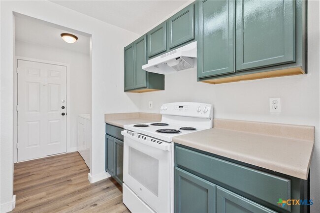 Building Photo - 107 Cedargrove