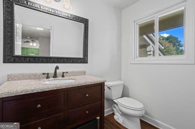 Building Photo - 36 Doranne Ct