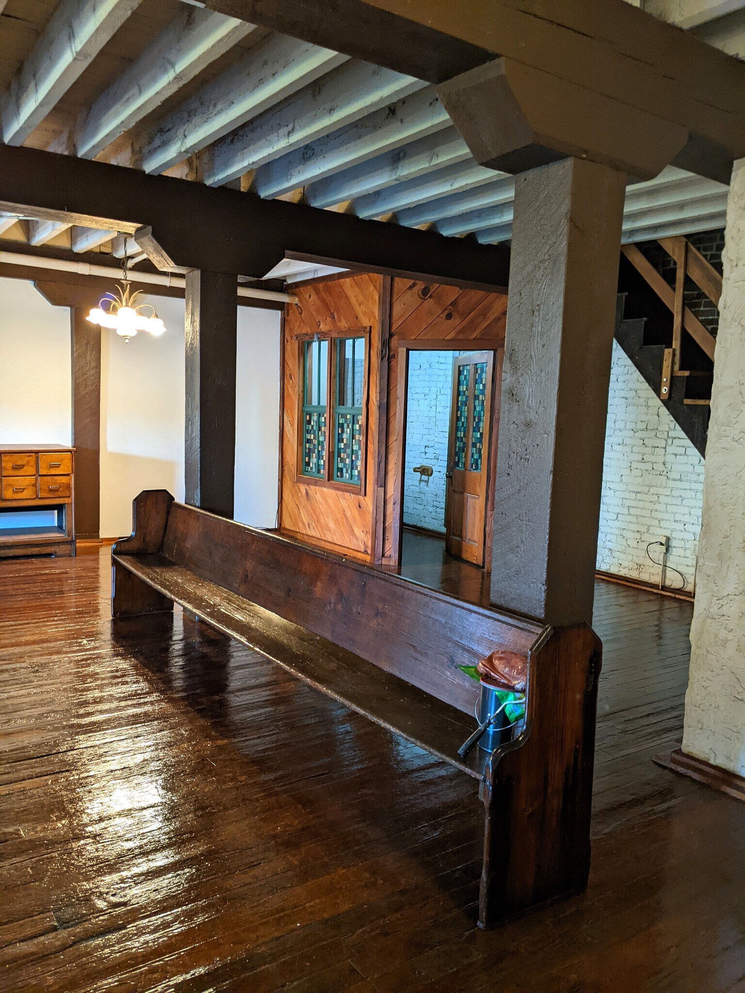 Living room - 11 Spruce St