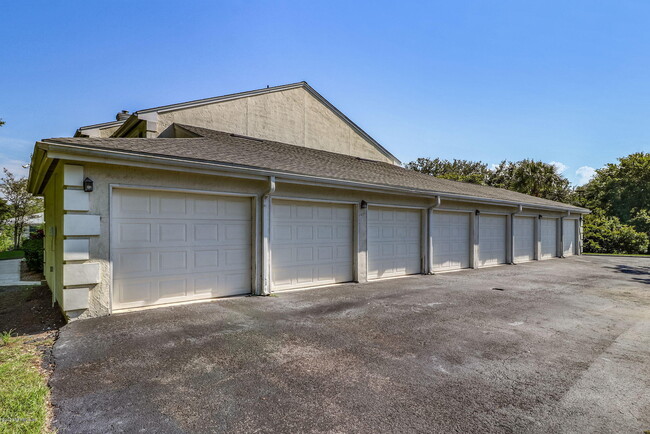 Building Photo - 92 Ponte Vedra Colony Cir