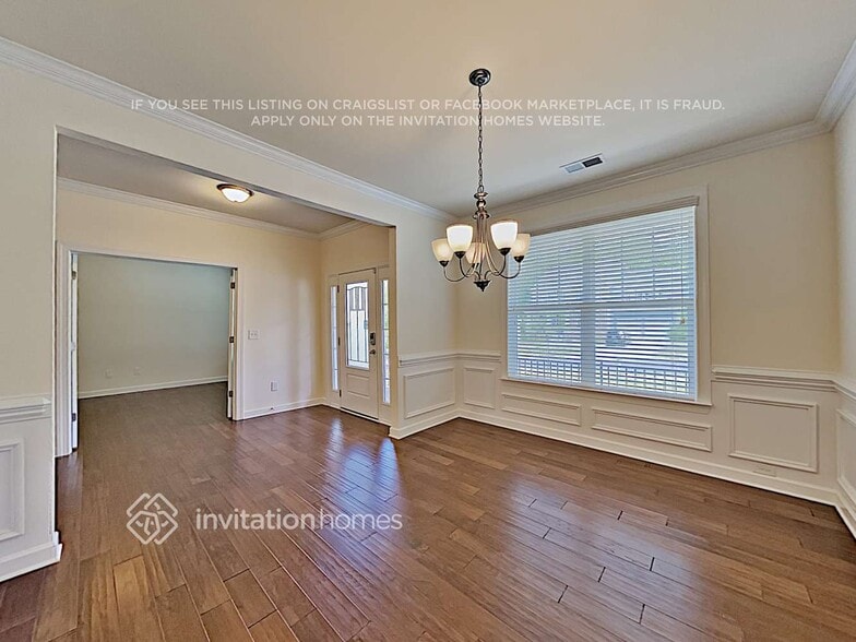 Building Photo - 1633 Great Rd