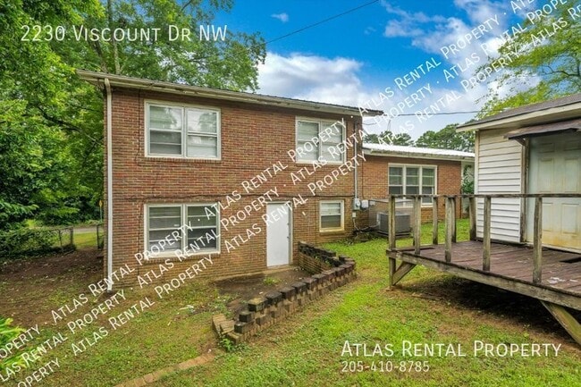 Building Photo - 2230 Viscount Dr NW