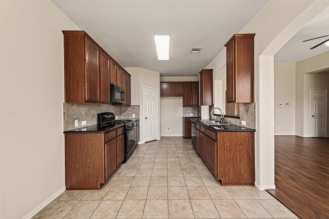 Building Photo - 9118 Cavalier Ln