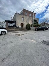 Building Photo - Lofts at Goodfellos