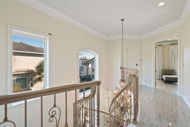 Building Photo - 4802 Ocean Blvd