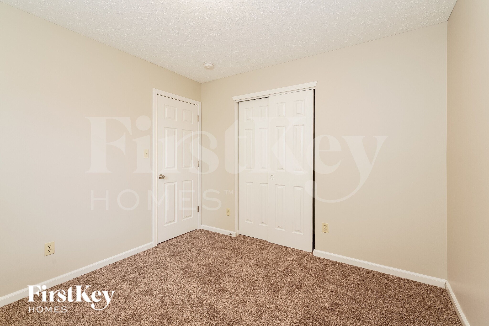 Building Photo - 3149 Monterey Dr