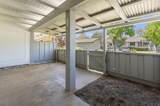 Building Photo - 5148 Cribari Pl