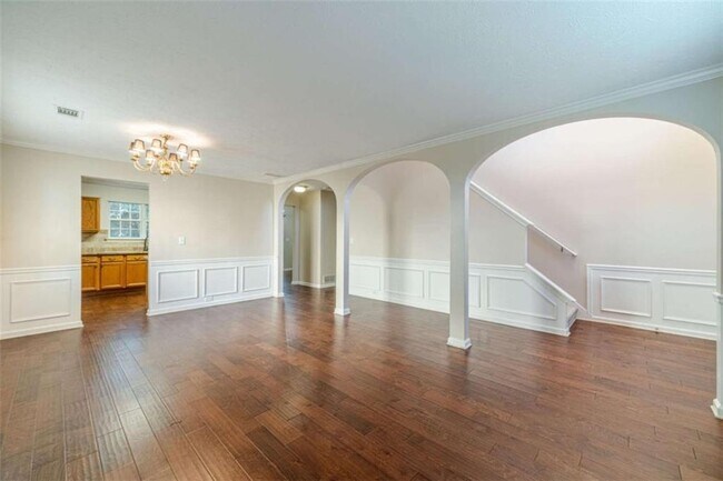 Building Photo - 934 Dominion Walk Dr SW