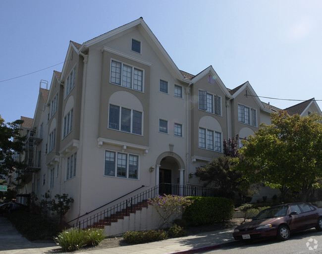 Primary Photo - 470 Mandana Blvd