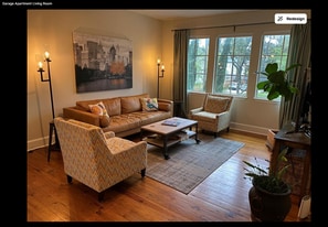 Building Photo - 725 Martin St