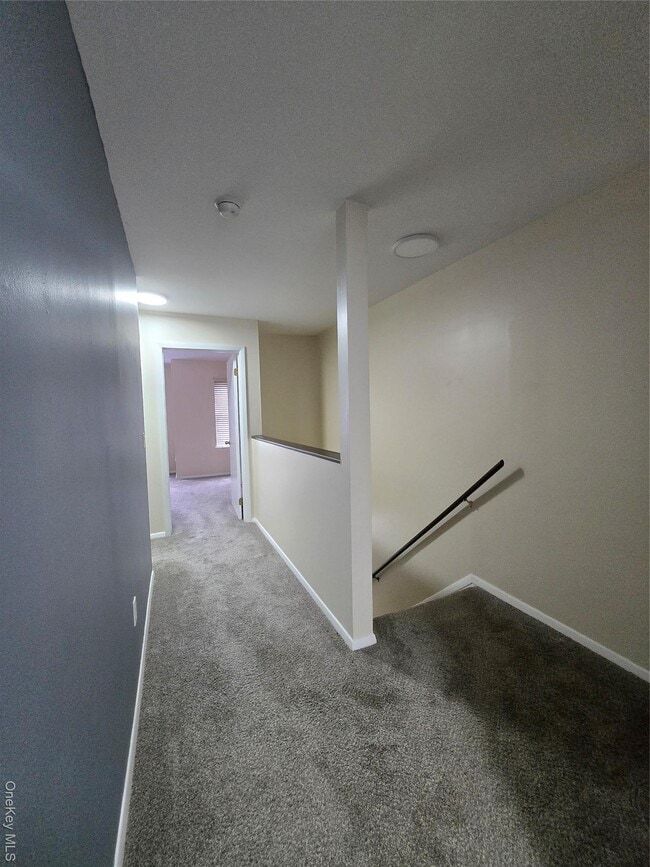 Building Photo - 184 Deer Ct Dr