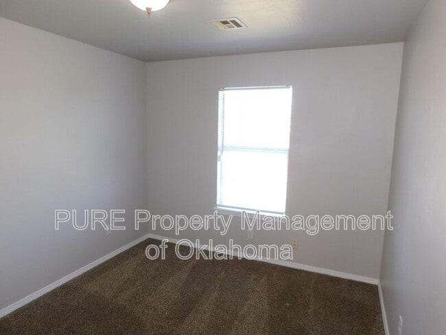 Building Photo - 4616 Tinker Rd