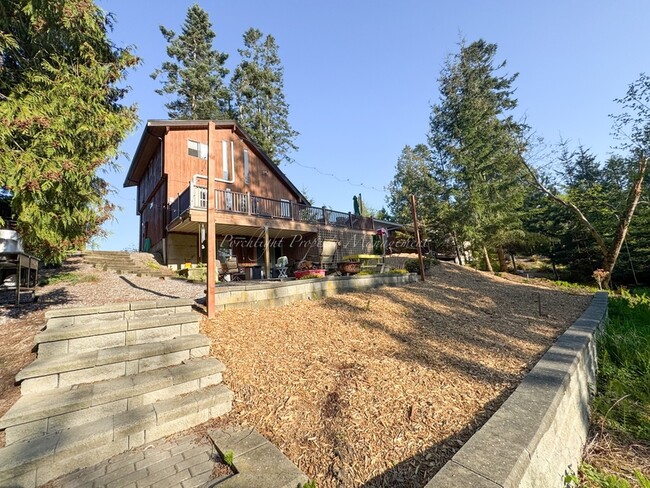 Building Photo - 8155 Comox Loop