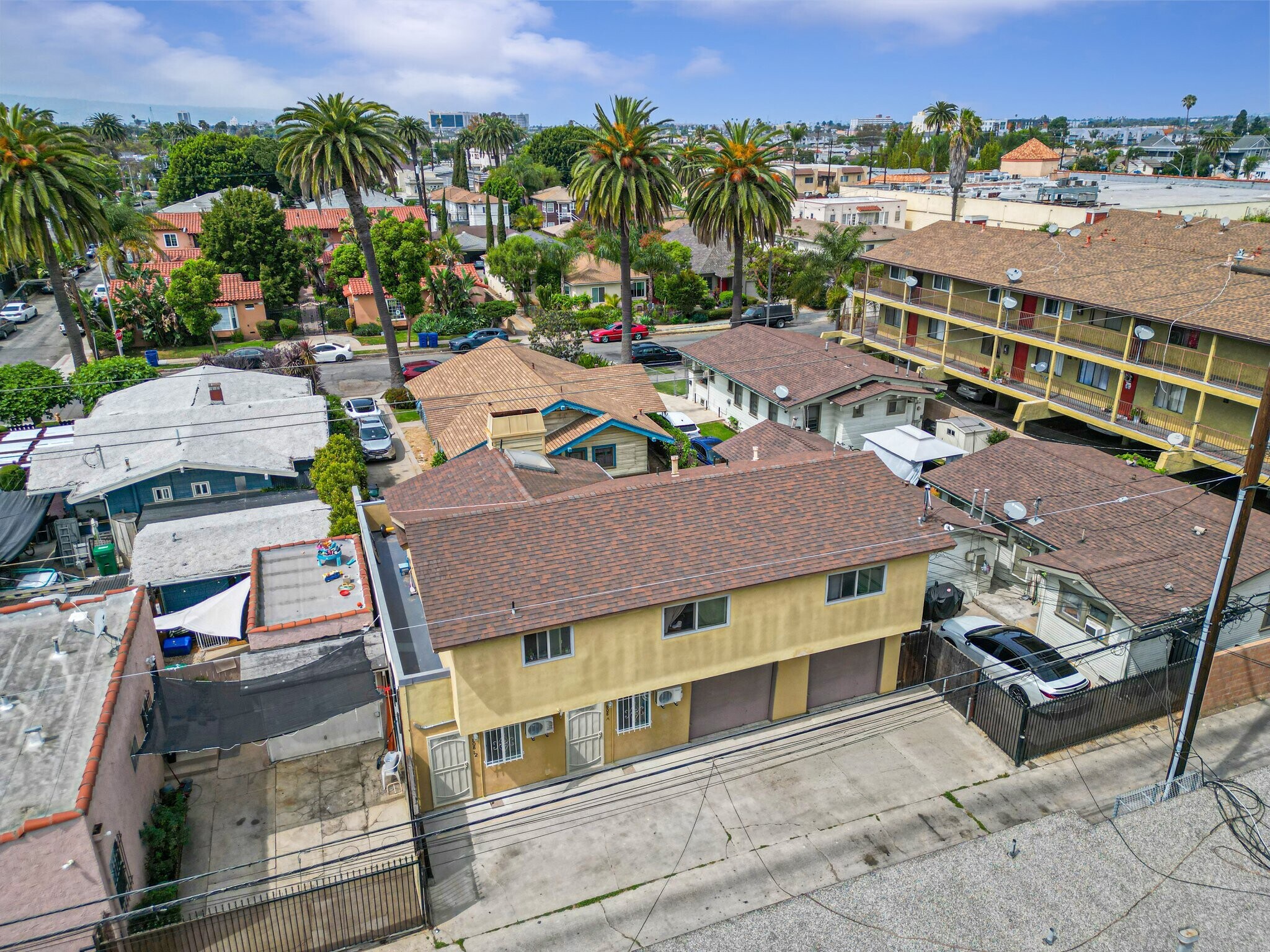 Building Photo - 808 St Louis Ave