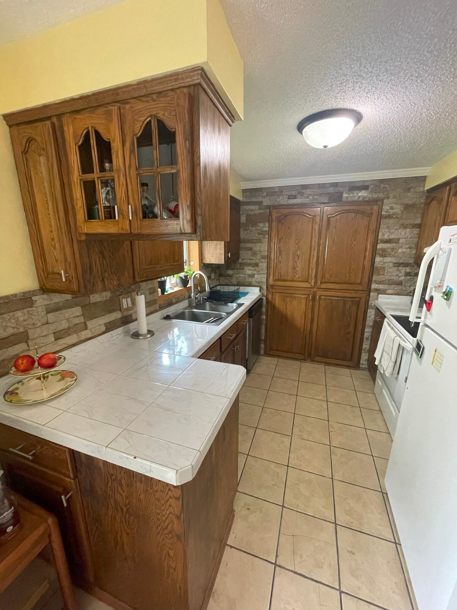 Building Photo - 2923 Heatherwood Cir S