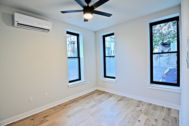 Building Photo - 56 S 5th St