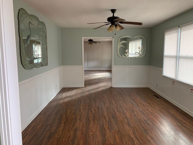 Building Photo - Country Setting 3/2 Located in Lake Park, GA