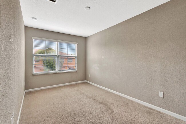 Building Photo - 5830 Monterra Club Dr