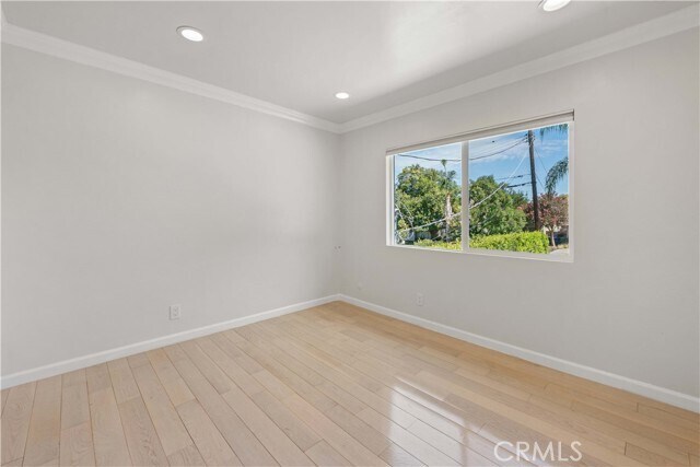 Building Photo - 15406 Lull St