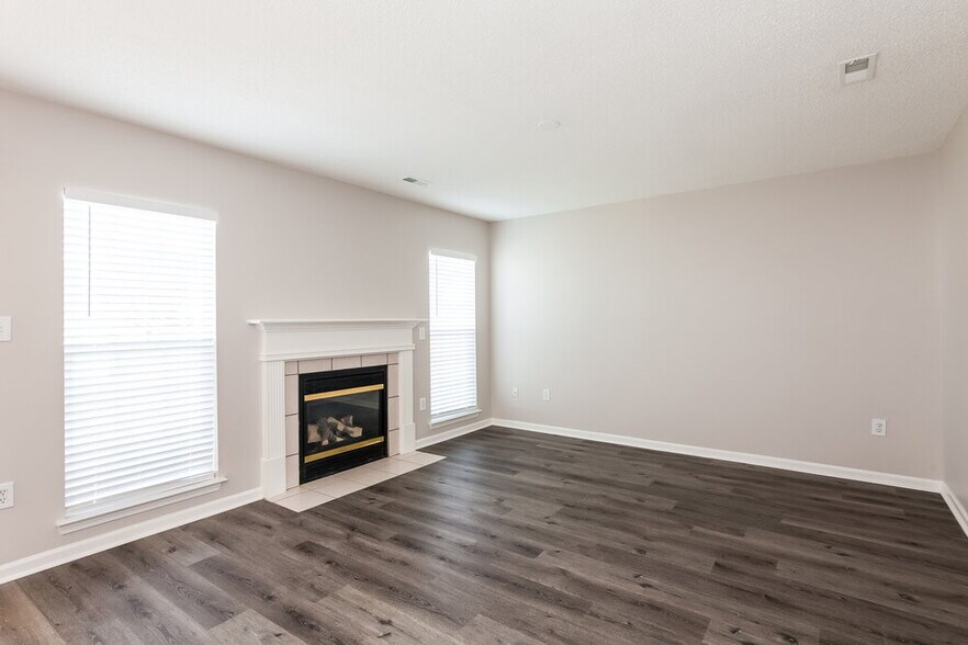 Building Photo - 3630 Chepstow Ct