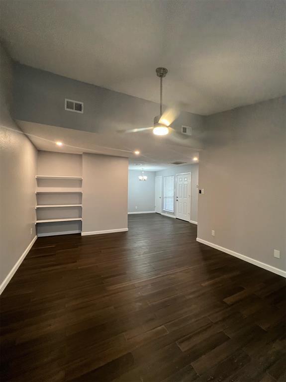 Building Photo - 2277 S Kirkwood Rd