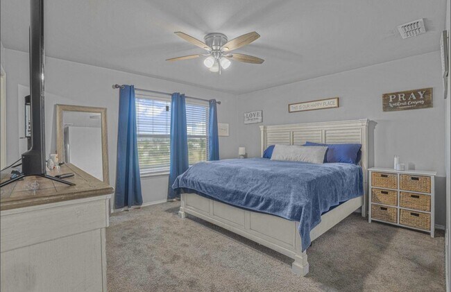 Building Photo - 3330 La Terraza Wy