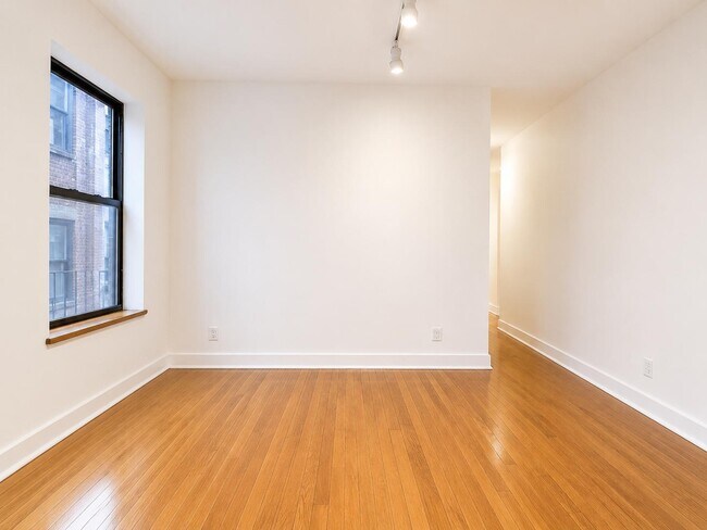 Floorplan - 3135 Broadway