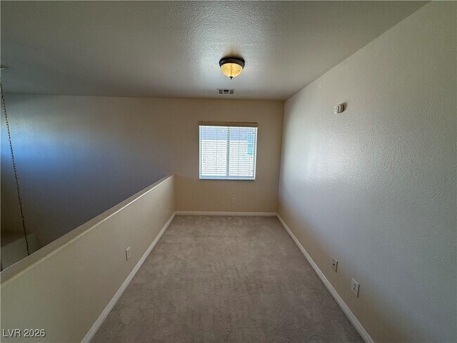 Building Photo - 5073 Tunnel Falls Dr