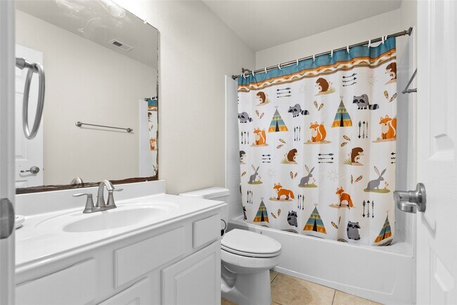 Building Photo - 6407 Pine Rest Dr