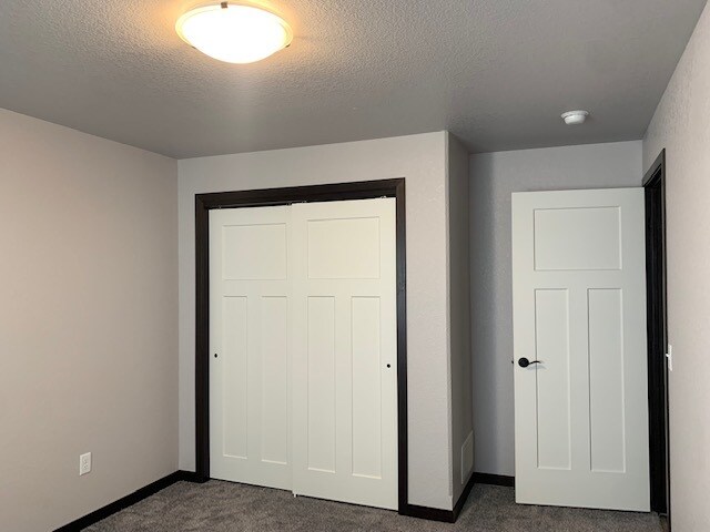 Building Photo - 902 Braelynn Ln