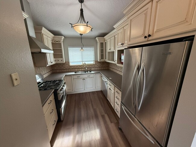 Building Photo - Updated 3-Bedroom Home Near Horsetooth Reservoir