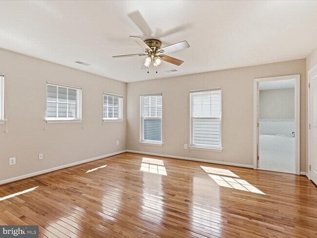 Building Photo - 7752 Grandwind Dr