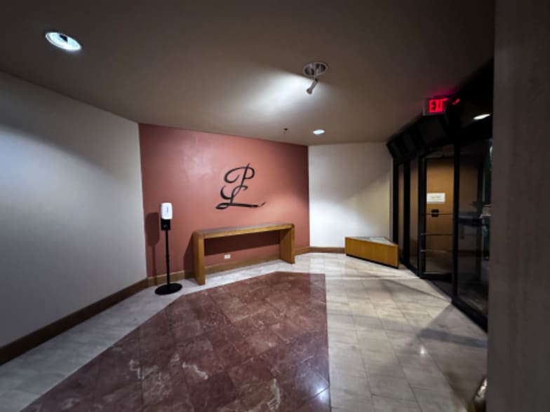 Building Photo - 5333 Likini St