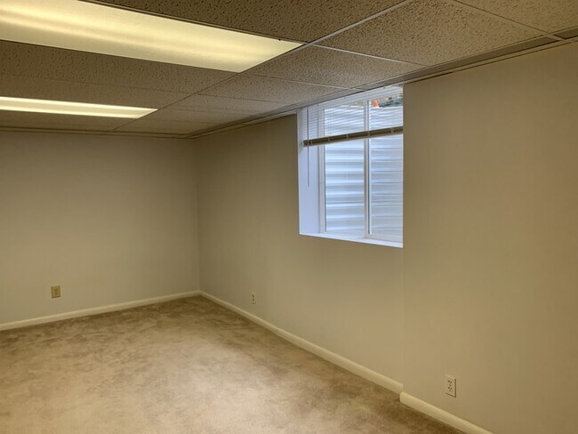 Building Photo - 2115 Browning Ave