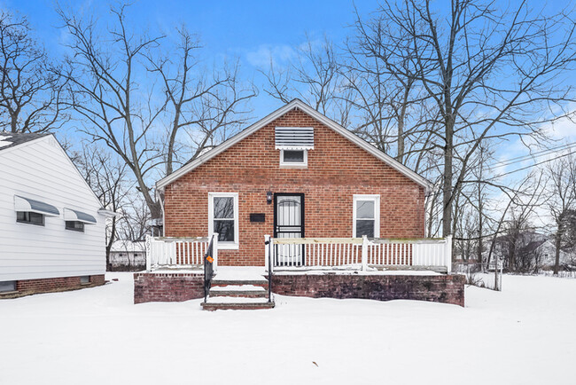 Primary Photo - Charming 3-Bedroom Brick Home