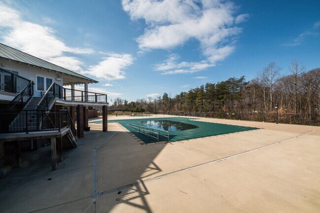 Building Photo - 121 Riggs Rd