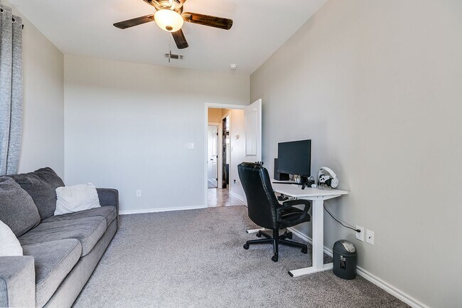 Building Photo - COMING APRIL 2026 - Beautiful Home in Buffalo Heights!