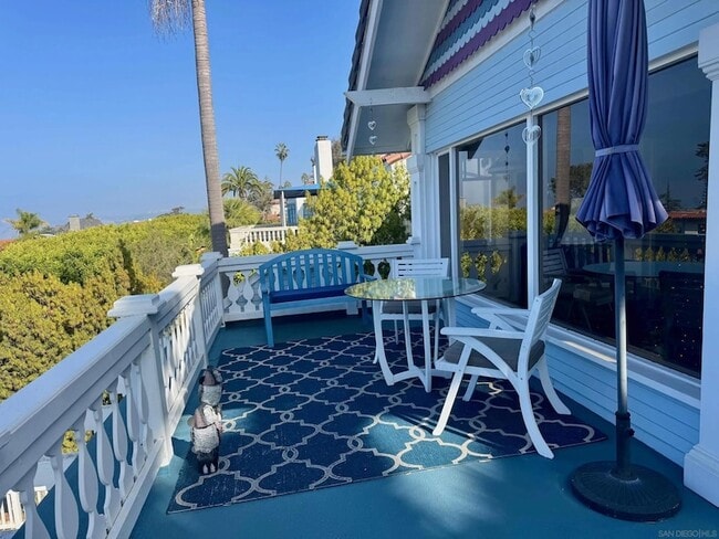 Building Photo - 1357 Olivet St