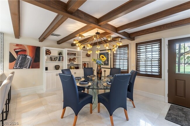 Building Photo - 2845 Queens Courtyard Dr