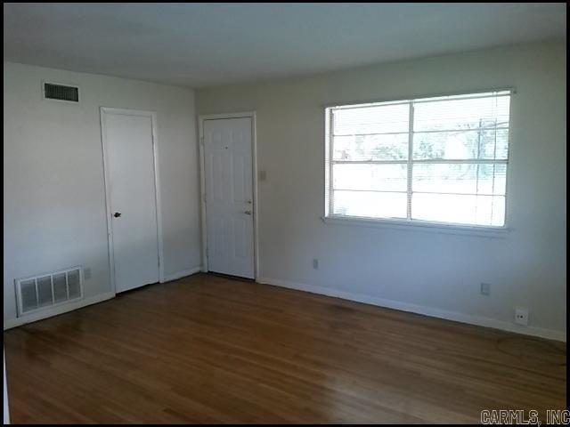Building Photo - 323 Nebling Rd