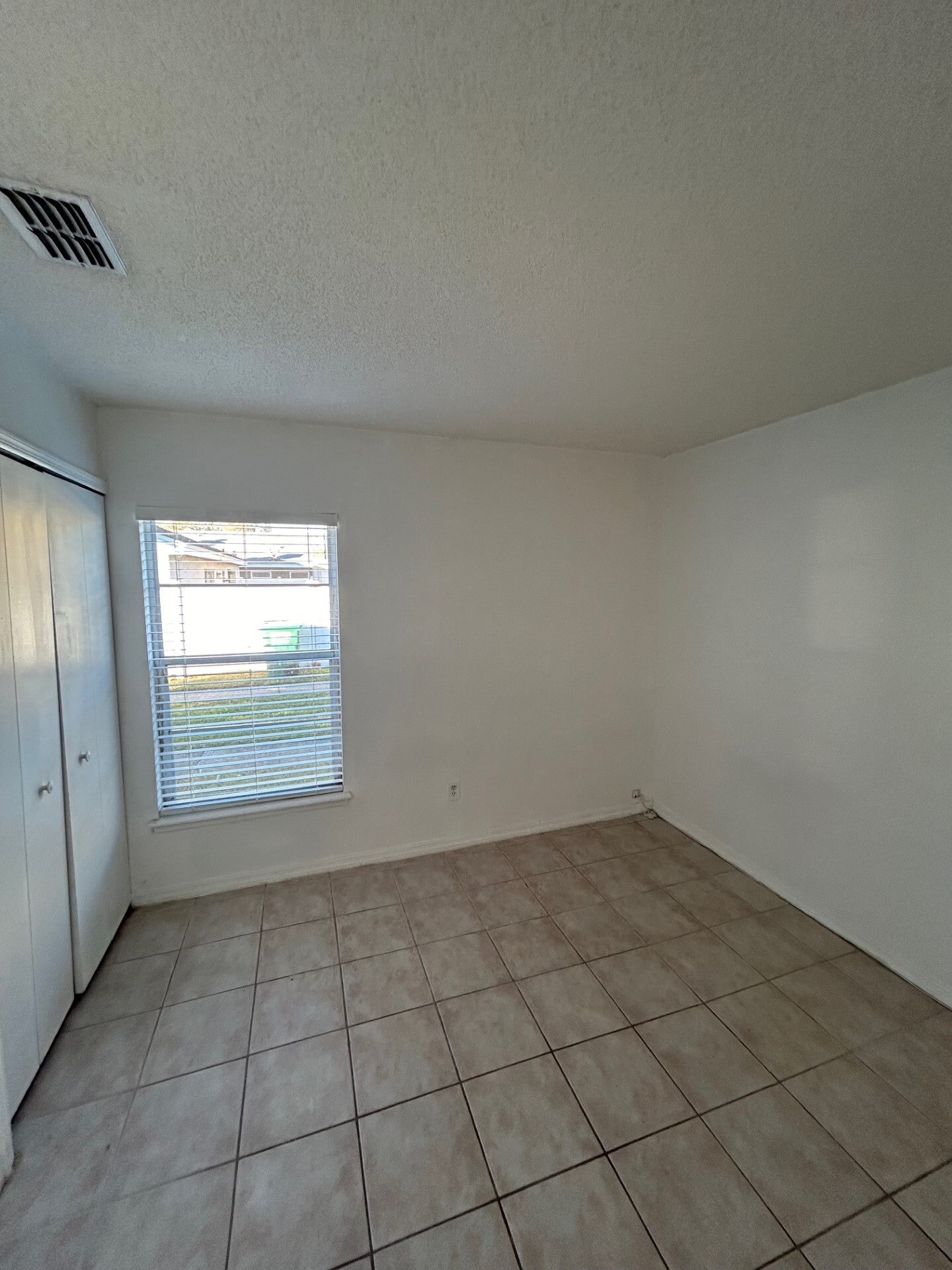 Building Photo - 306 San Gabriel St