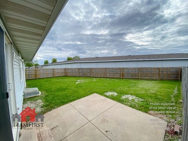 Building Photo - 1254 Crown Ct