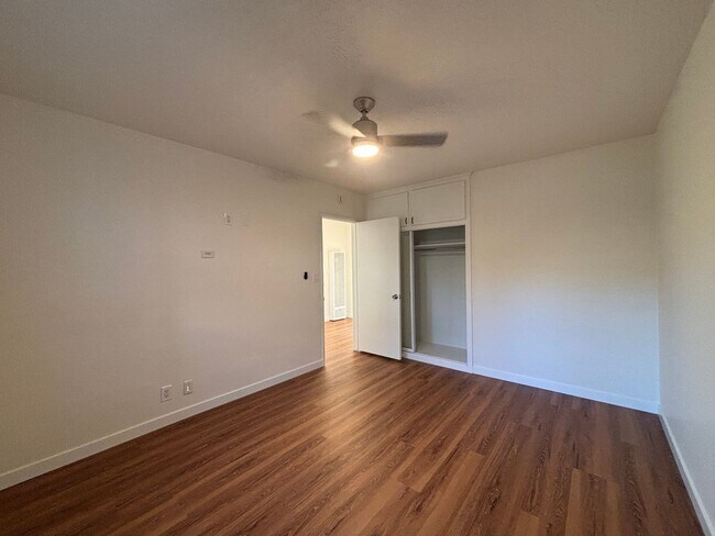 Building Photo - 3633 Valihi Way