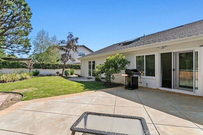 Building Photo - 27242 Cordero Ln